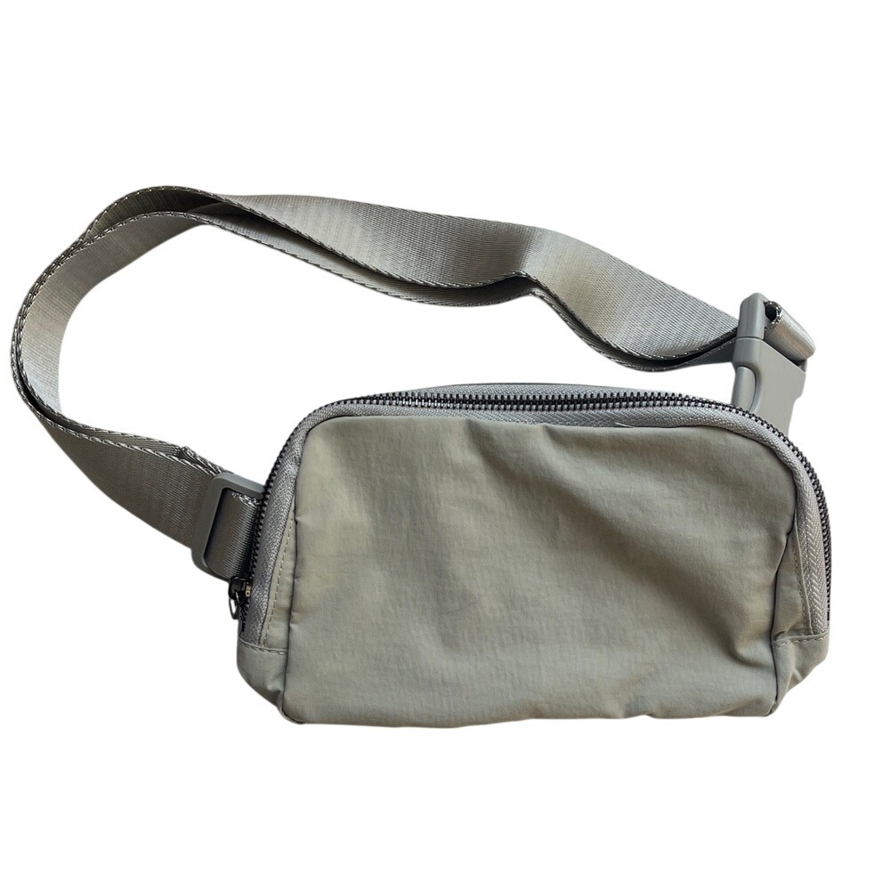 Light Gray Men's Women's Nylon Crossbody Belt Bag NWOT
